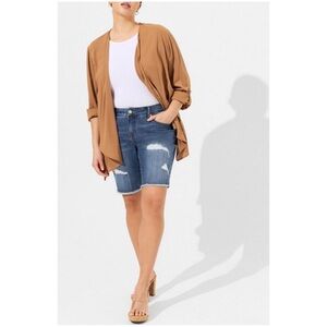 Torrid Women’s Sz 22 High Rise Boyfriend Fit Distressed 9” Denim Shorts
